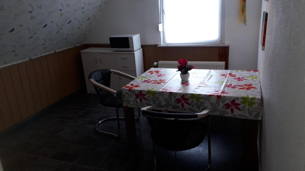 Jarkows Ferienwohnung Meschede Exterior foto